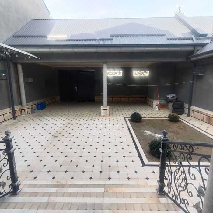 Yangi 16 Bunyodkor mahallada uy sotiladi