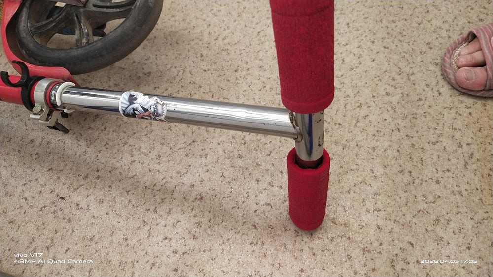 Самокат продам в хорошем состоянии