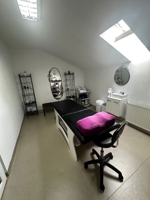 Afacere la cheie - Salon remodelare corporala/Tratamente faciale