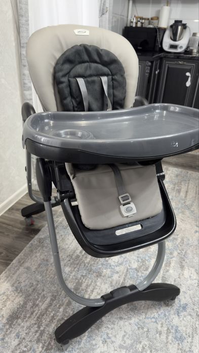 Детский стул для кормления