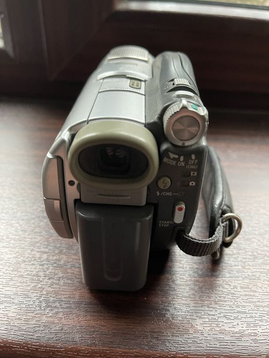 Продается видеокамера Soni