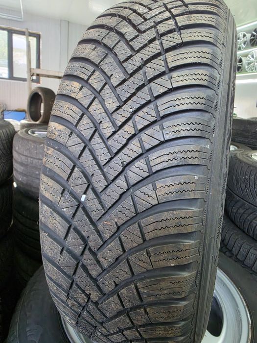 4 бр зимни 205/60/16 Hankook дот 25г