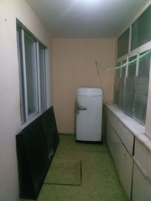 уй сотилади йулди устида