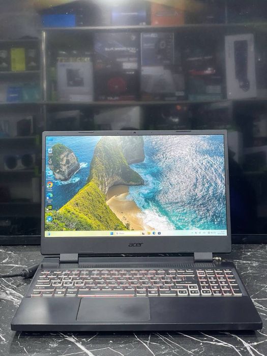 Kuchli Igrovoy Noutbuk Acer Nitro