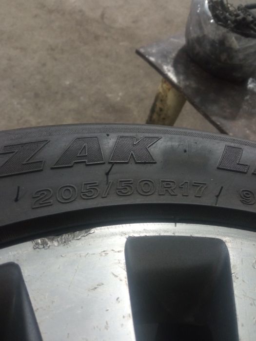 Покрышки и диски в сборе