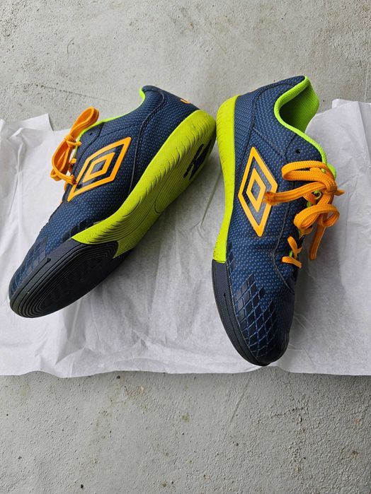 Umbro Маратонки CROSS IC