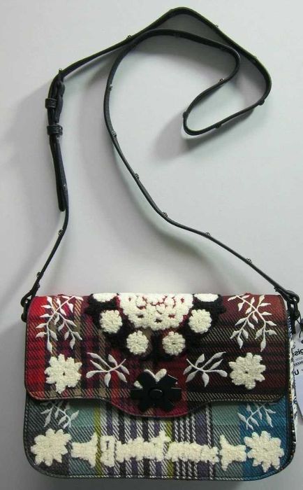Desigual оригинална дамска цветна чанта