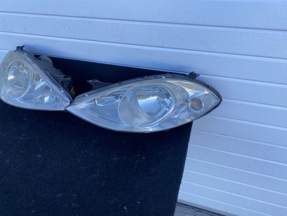 Faruri / far stanga far dreapta Mercedes A class w169 2004-2011