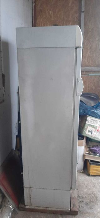Продам холодильник на запчасти
