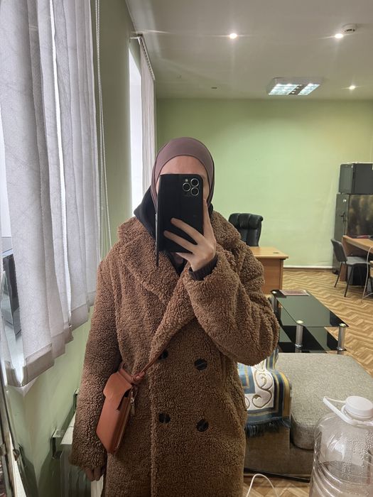 Продам шубку Тедди от Bershka