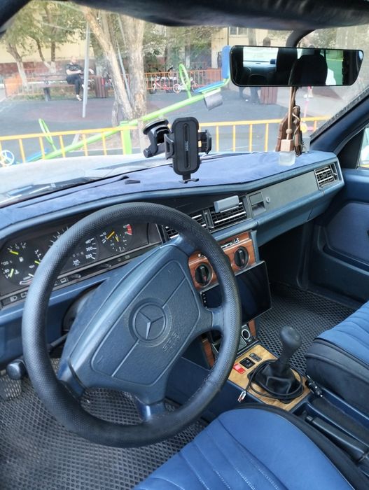 Продам Мерседес 190