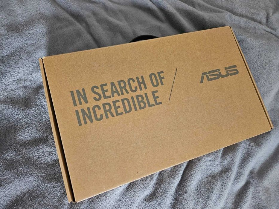 Лаптоп ASUS Vivobook 15 Intel Core i7-1165G7 16GB RAM 512GB SSD + 32GB