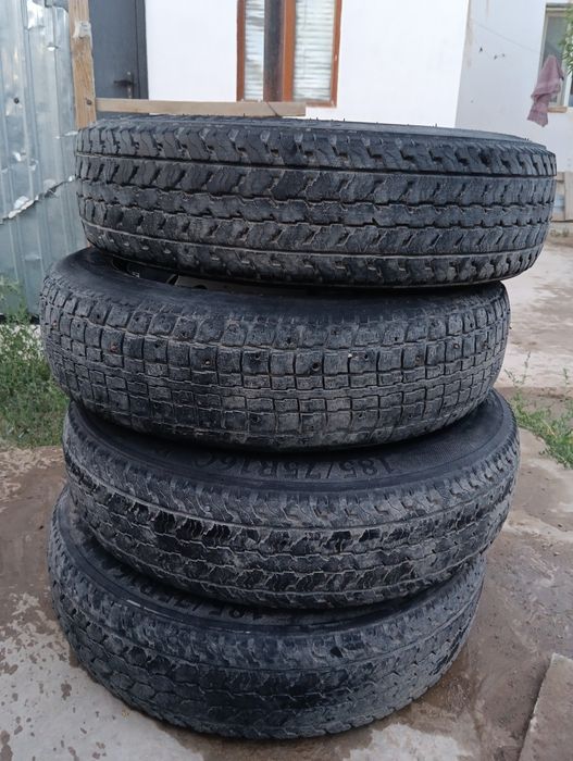 Нива диска покрышкамен