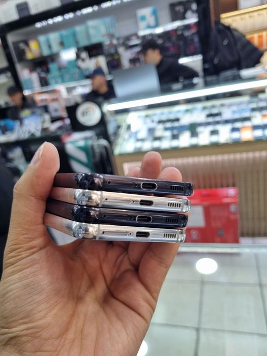 Samsung  S 22  8/256 naxt nasiya bor