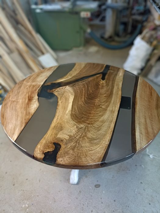 Трапезни маси от масив и епоксидна смола