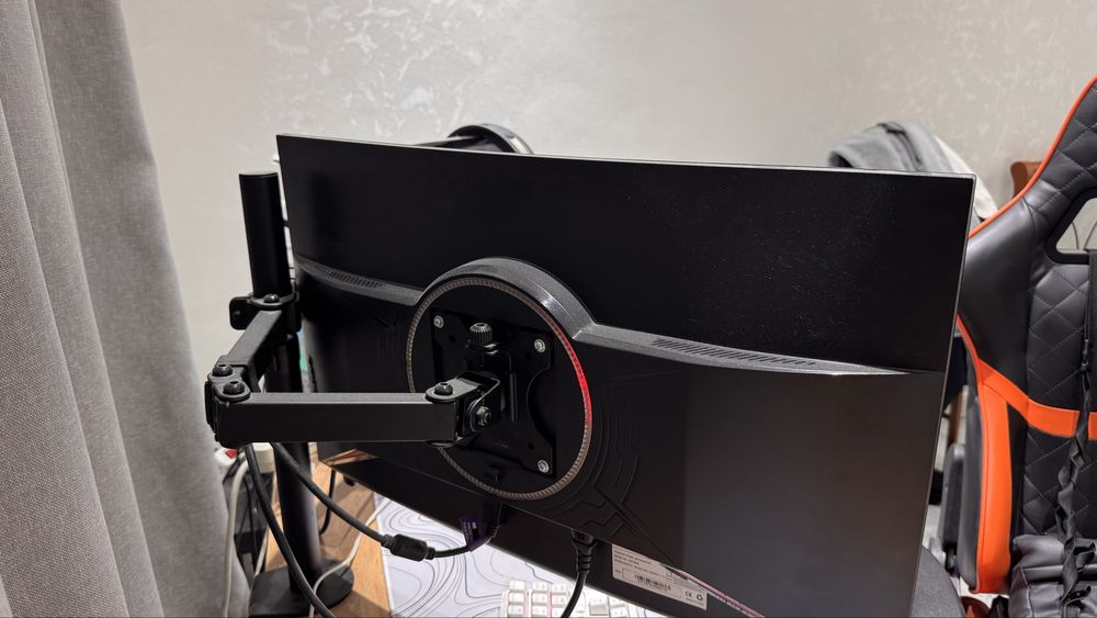 Монитор SANC 27дюм, 165 герц, помогу разогнать до 265 герц