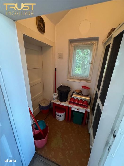 Casa cu 5 camere l 406 MP Teren l Garaj l Andrei Muresanu