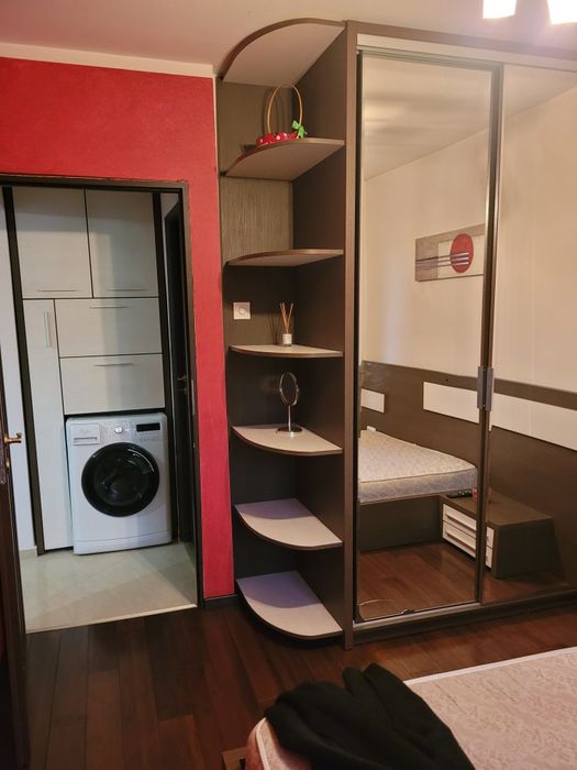 Apartament  de inchiriat ,2 camere .cartierul Florilor