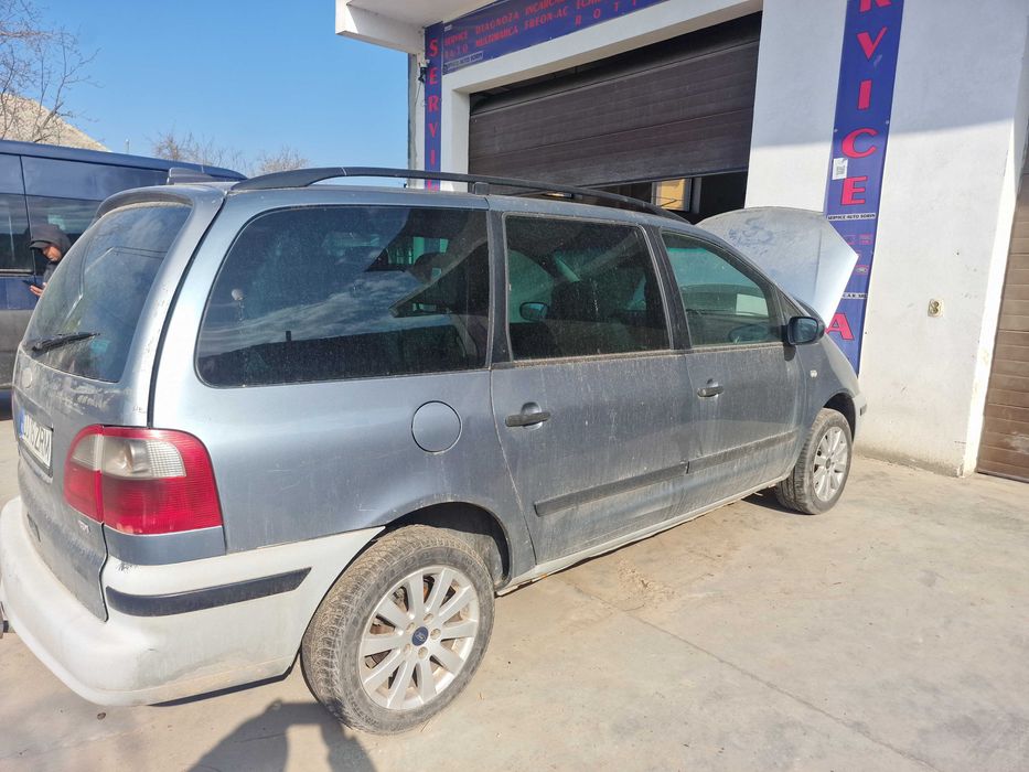 Autoturism auto ford Galaxi