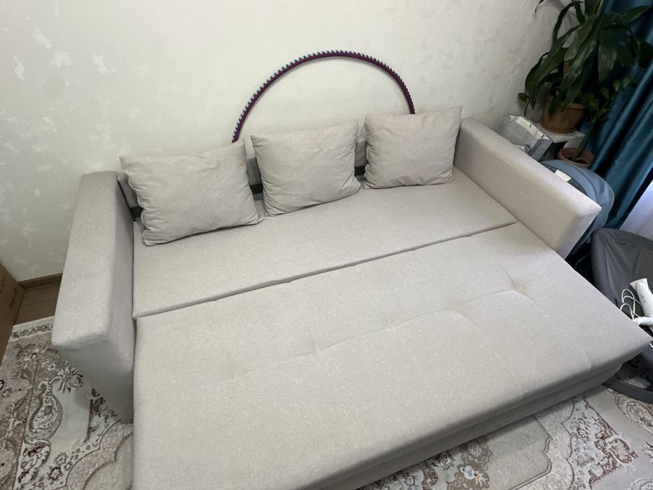 Продам ДИВАН 210х90