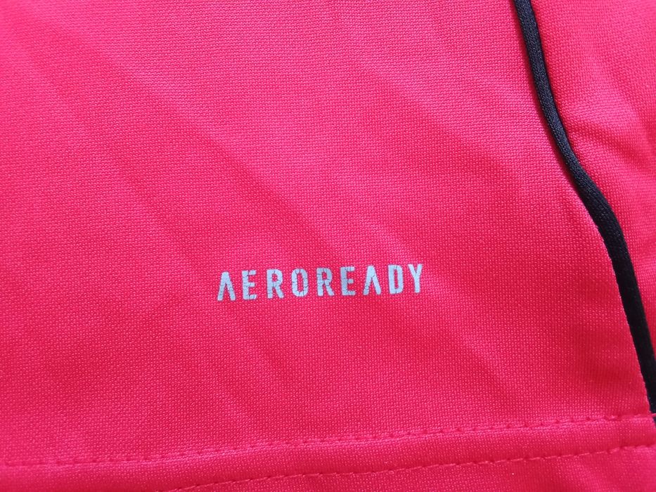 Продам вверх кипы Liverpool