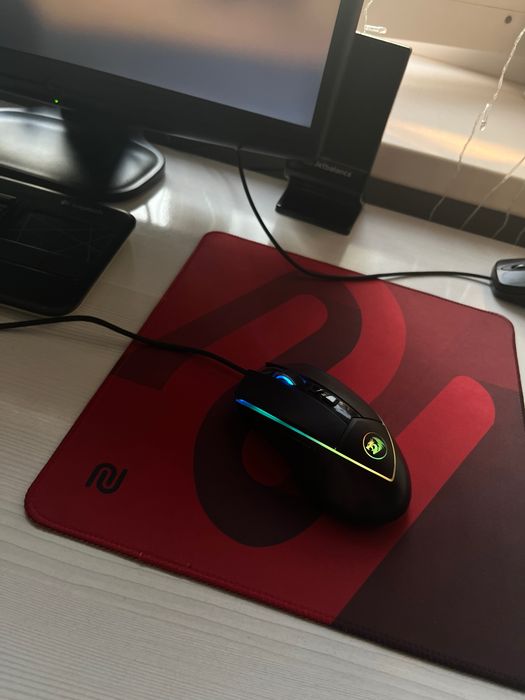 Redragon Emperor (M909-RGB)