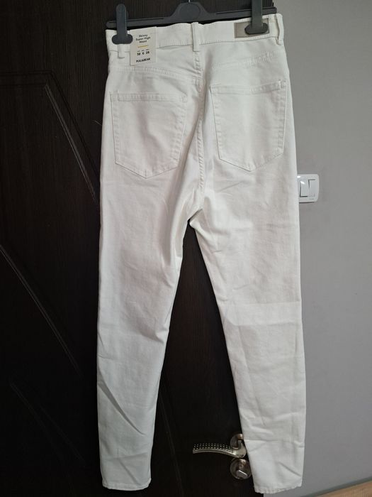 Нови Pull and Bear