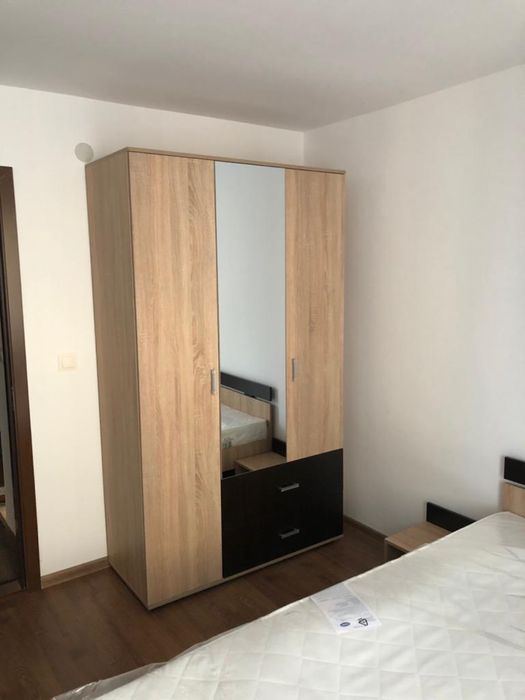 Închiriez Apartament cu 2 camere zona Zefirului