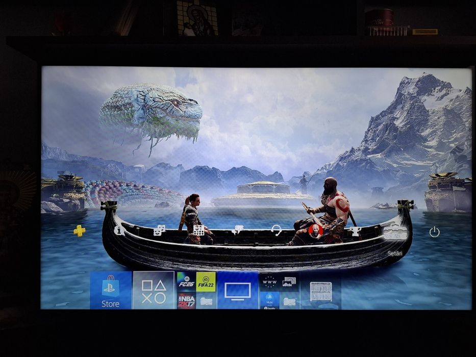 Vand PS4 slim 500GB