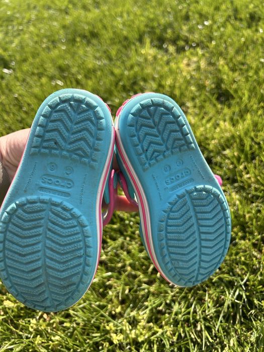Снадали crocs c6