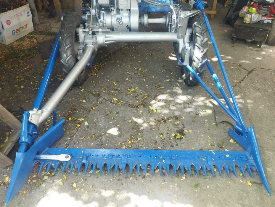 Продавам сенокосачка BCS