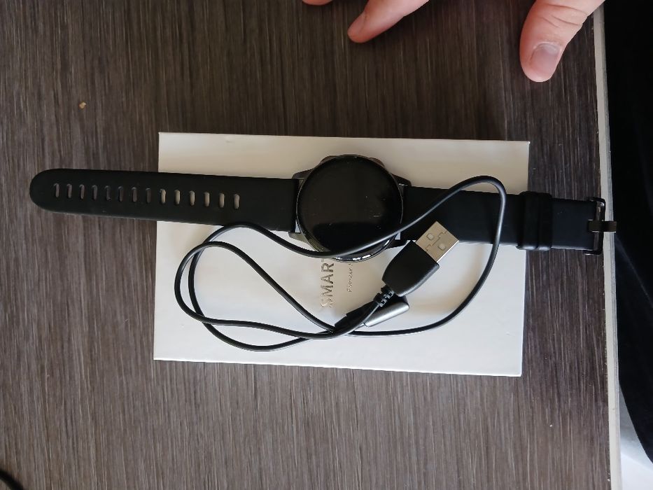 Смарт Часовник pioneer in smart watches