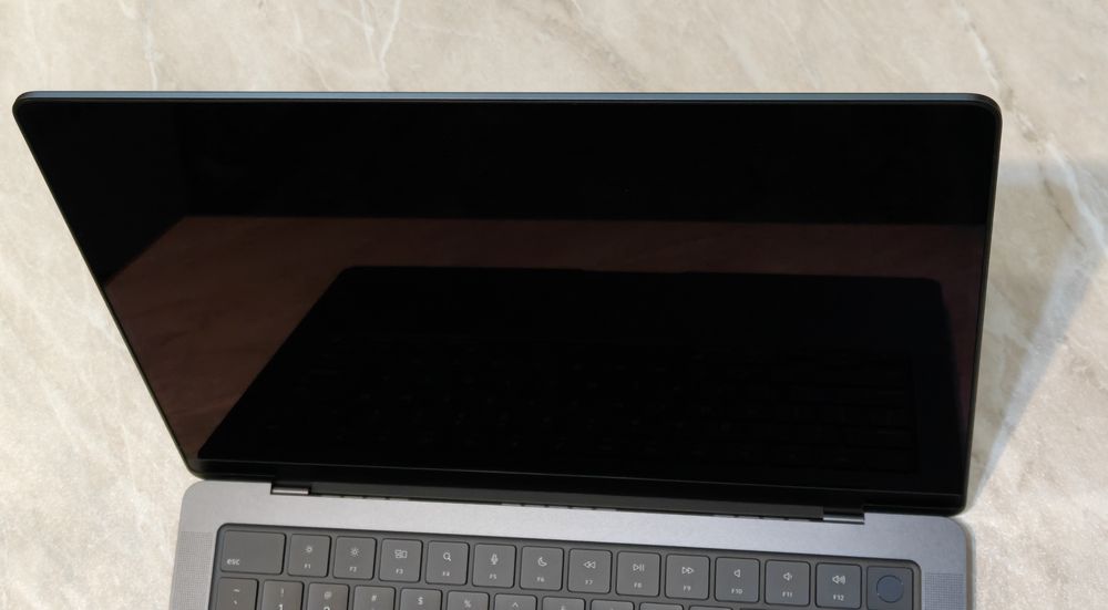 MacBook Pro 14 M3PRO 36/1TB 8 циклов