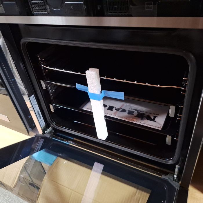 Чисто нова фурна за вграждане Миеле 24м гаранция Контрол