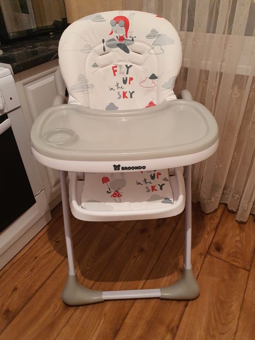 Продам стульчик детский