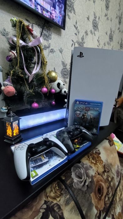 Продам Sony PlayStation 5