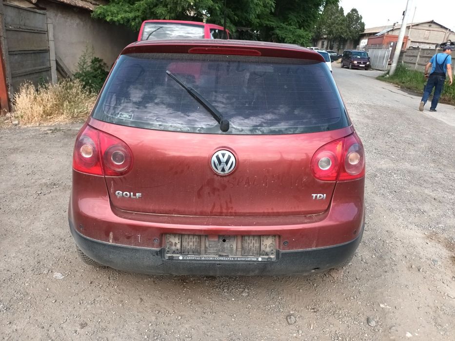 Dezmembrari  VW GOLF 5  2003  > 2009 1.9 TDI Motorina