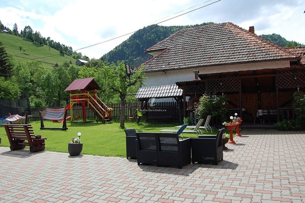 Cazare Vila Dor de munte