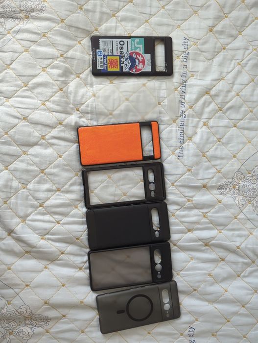 Google pixel 7 pro  с 7 чехлами