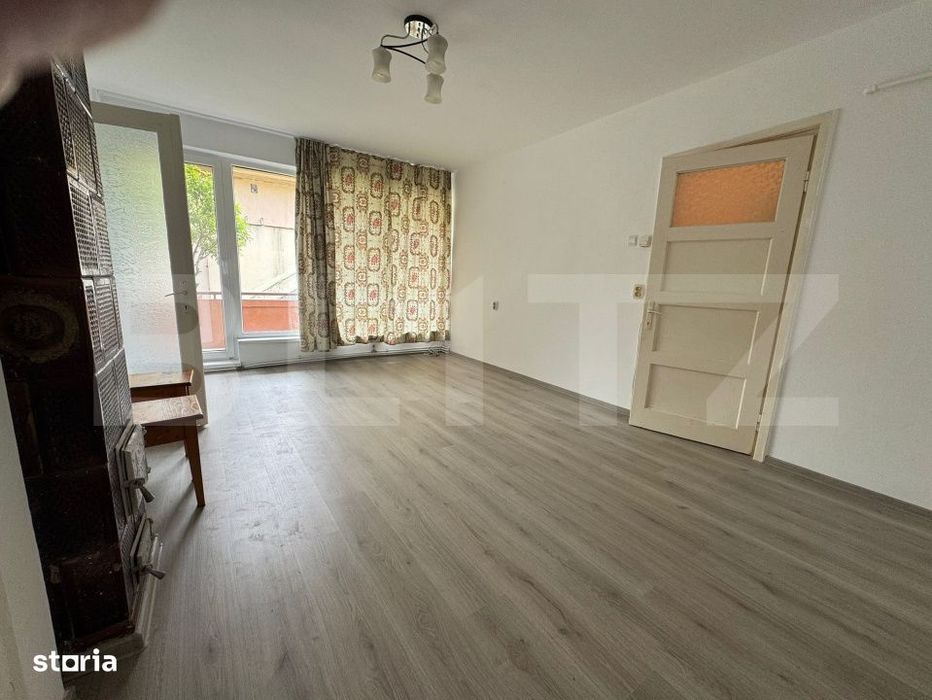 Apartament 2 camere, 47 mp, la curte, zona Ultracentrala
