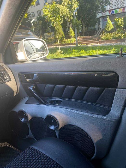 prodam dvernie obshivki na gentru s dinamikami i s usilitelami