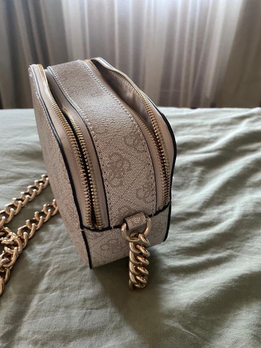 Geanta GUESS noua desigilata