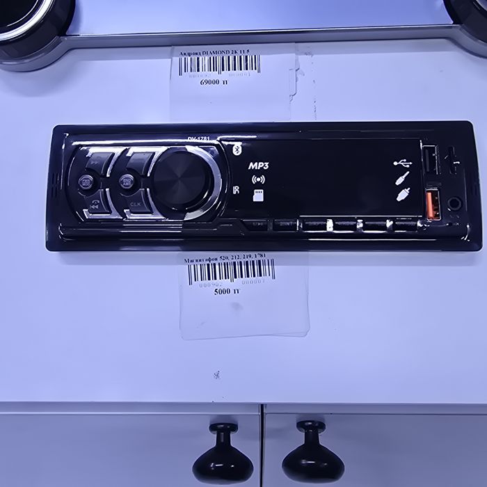 Магнитола 5000тг. Новая для авто машину машины. Есть разные магнитофон