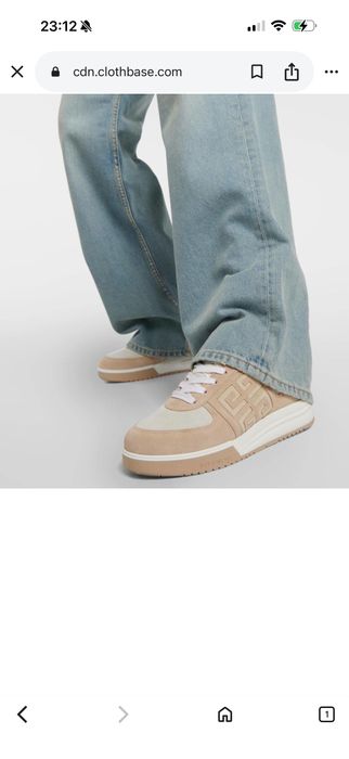 Givenchy  нови оригинални