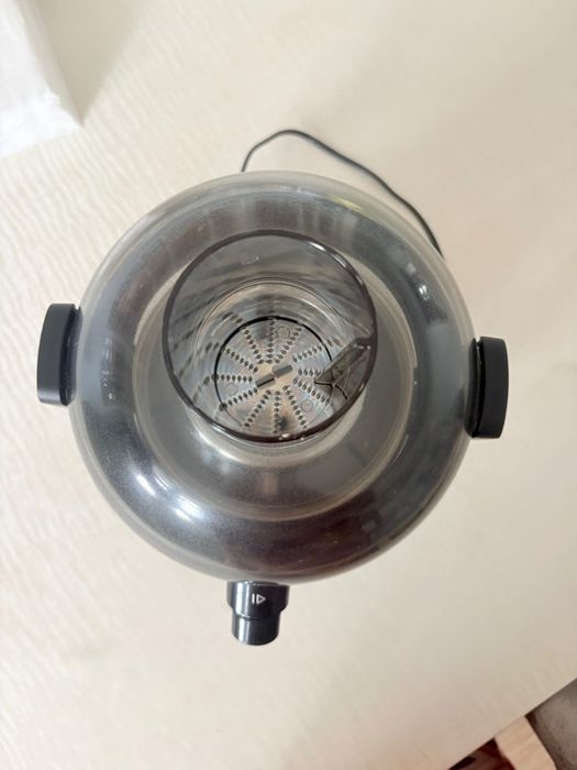 Соковыжималка Philips