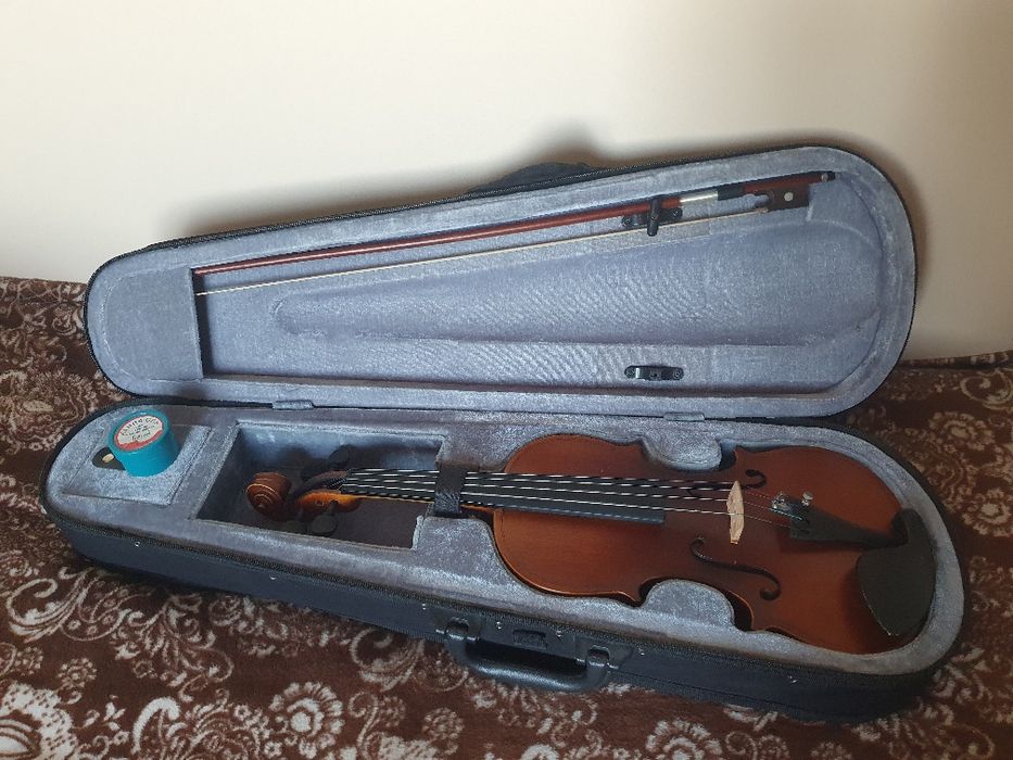 Скрипка, размер 3/4.