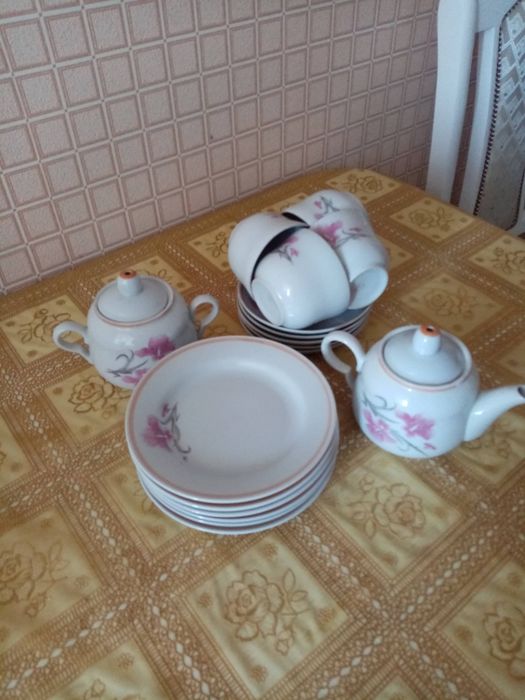 Продам чайный сервиз
