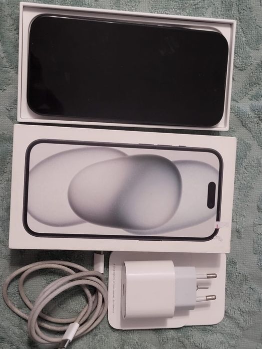 Iphone 15 обечни