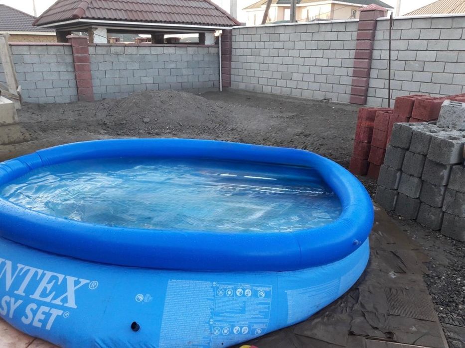 Продам бассейн фирмы INTEX