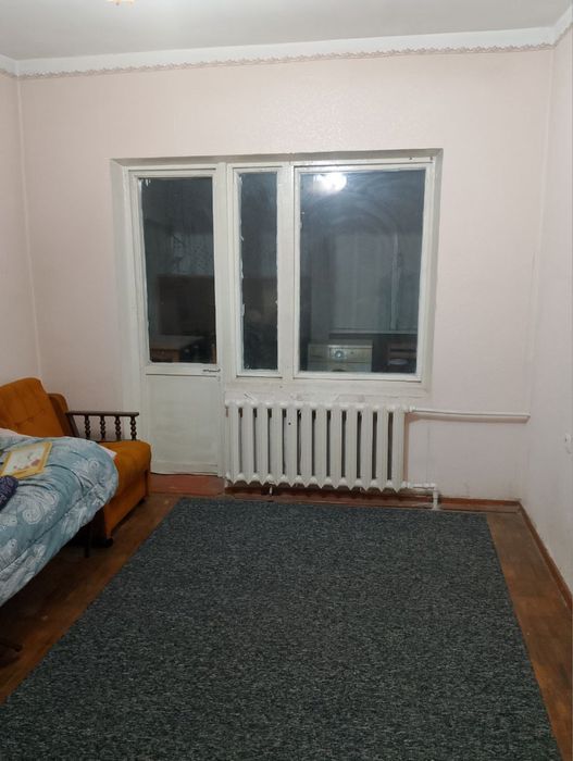 Чиланзар 25 кв  связи с перездам большая улутшенка кирпичеая квартира